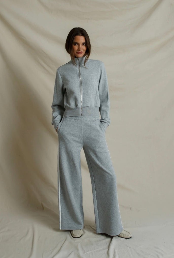 perfectwhitetee Mikos Travel Wide Leg Pant with Pockets - Molten Blu