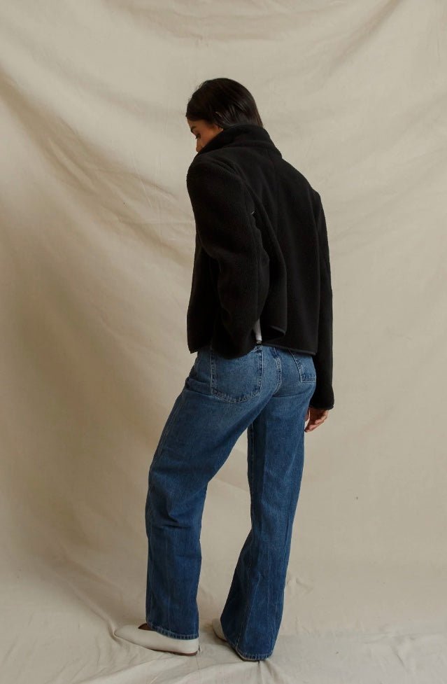 perfectwhitetee Tara Sherpa Fleece Button Front Jacket - Molten Blu